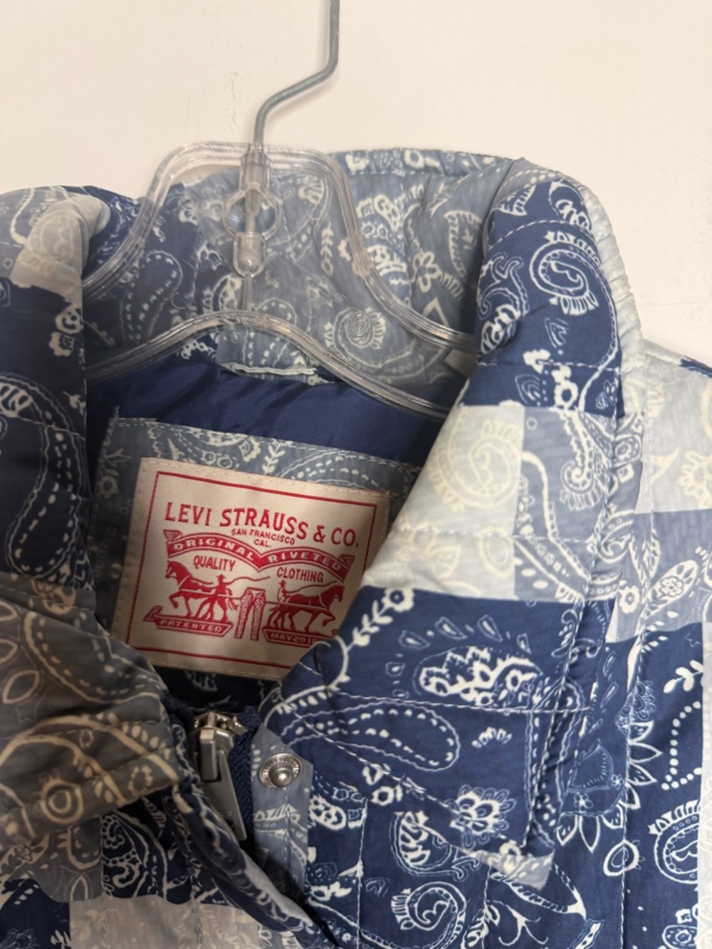 NWT Levi's Womens Paisley bandana Diamond Quilted jacket size large MSRP $140 - Picture 10 of 16